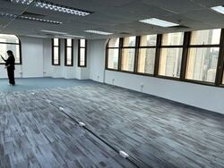 City Hall MRT (D6), Office #596248881